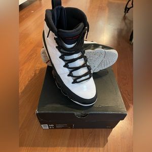 Air Jordan 9 Retro
